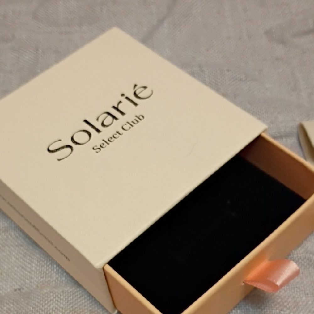 Solarie Gold Chain Bracelet - Picture 2 of 7